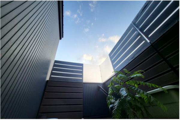 松本市村井町北、中古一戸建てのバルコニー画像です