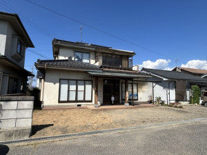 松本市村井町南、中古一戸建ての外観画像です