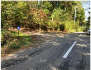 塩尻市大字北小野、土地の前面道路を含む現地写真画像です