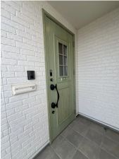 松本市蟻ケ崎、中古一戸建ての玄関画像です