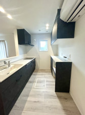 松本市沢村、新築一戸建てのキッチン画像です