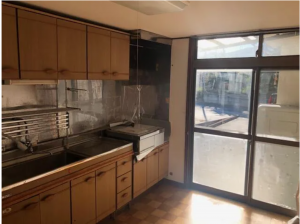 塩尻市大字堀ノ内、中古一戸建てのキッチン画像です