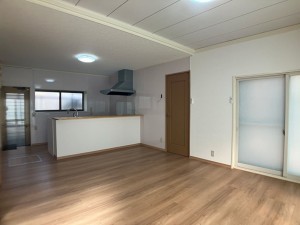 松本市大字笹賀、中古一戸建ての画像です