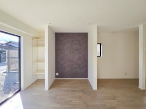 松本市横田、中古一戸建ての居間画像です