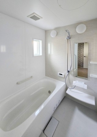 松本市横田、中古一戸建ての風呂画像です