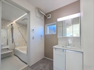 松本市女鳥羽、新築一戸建ての画像です