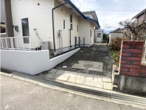 松本市大字笹賀、中古一戸建ての画像です