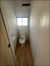 安曇野市堀金、中古一戸建てのトイレ画像です