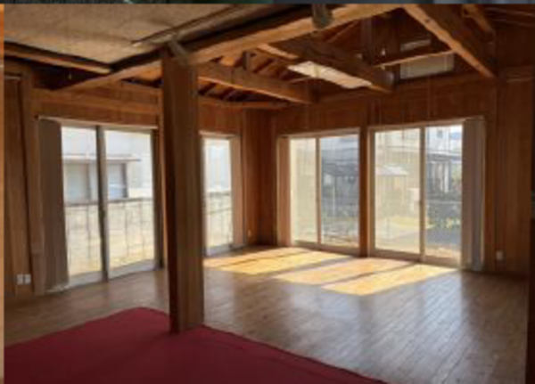 松本市筑摩、中古一戸建ての居間画像です