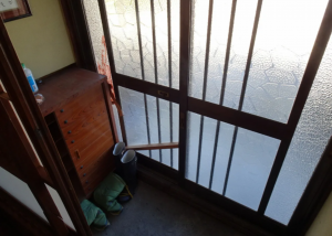 塩尻市大字木曽平沢、中古一戸建ての玄関画像です