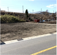 松本市波田、土地の前面道路を含む現地写真画像です