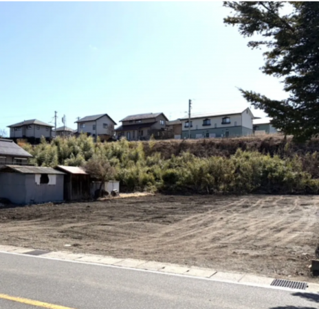 松本市波田、土地の前面道路を含む現地写真画像です