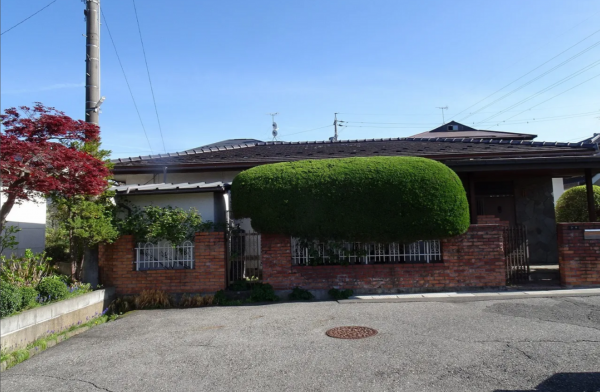 塩尻市大字広丘、中古一戸建ての外観画像です