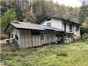 松本市安曇、収益物件/別荘の画像です