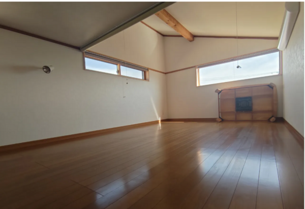 松本市大字里山辺、中古一戸建ての内装画像です