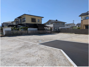 塩尻市大字広丘、土地の前面道路を含む現地写真画像です