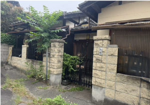 松本市蟻ケ崎、中古一戸建ての外観画像です