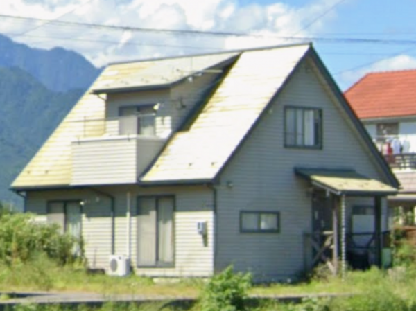 安曇野市堀金、中古一戸建ての外観画像です