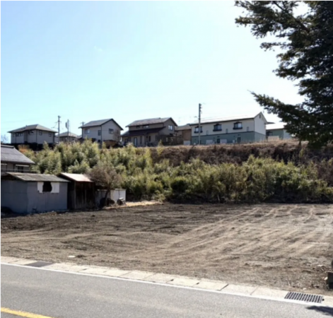 松本市波田、土地の前面道路を含む現地写真画像です