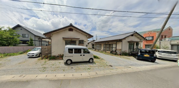 塩尻市大字大門、土地の前面道路を含む現地写真画像です