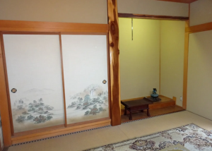 塩尻市大字片丘、中古一戸建ての内装画像です