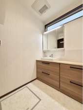 名古屋市昭和区折戸町、新築一戸建ての洗面画像です