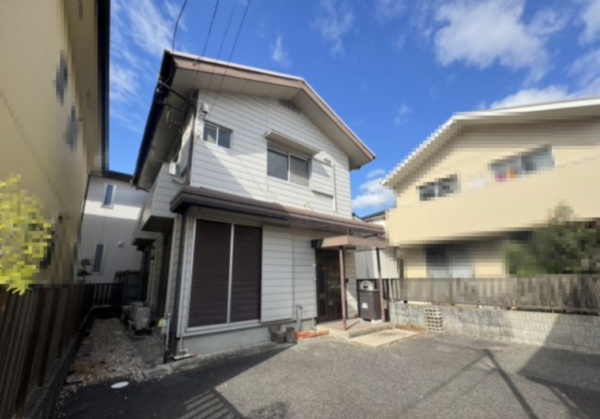 名古屋市昭和区広路本町、中古一戸建ての外観画像です