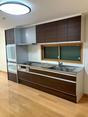 名古屋市昭和区伊勝町、中古一戸建てのキッチン画像です