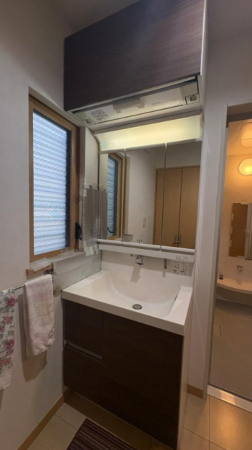 名古屋市昭和区伊勝町、中古一戸建ての洗面画像です