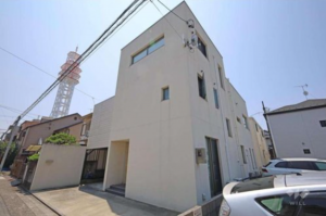 名古屋市昭和区広瀬町、中古一戸建ての外観画像です