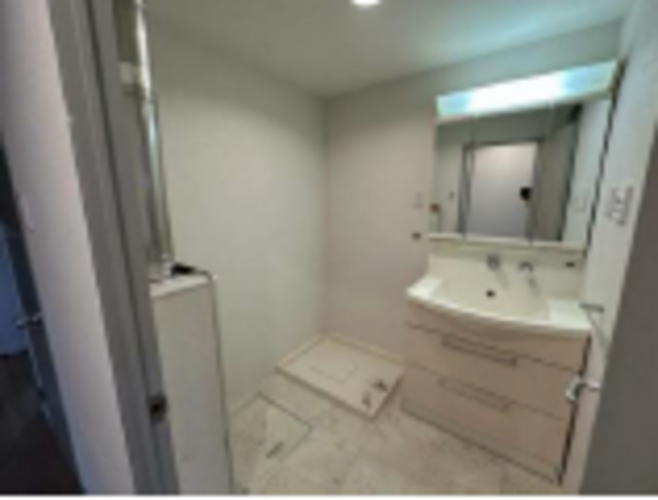 名古屋市昭和区八事富士見、中古マンションの洗面画像です