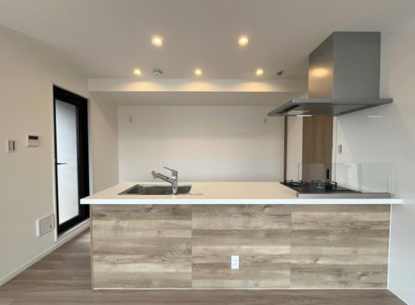 名古屋市昭和区山手通、中古マンションのキッチン画像です