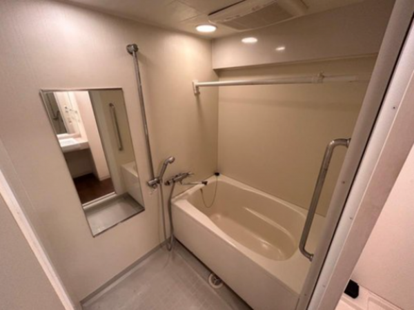 名古屋市昭和区滝子通、中古マンションの風呂画像です