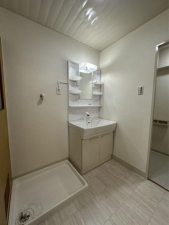 名古屋市昭和区滝子通、中古マンションの洗面画像です