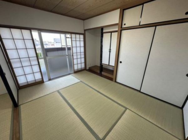 名古屋市昭和区滝子通、中古マンションの内装画像です