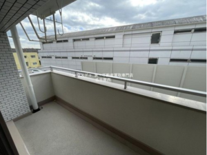 名古屋市昭和区八事富士見、中古マンションのバルコニー画像です