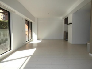 名古屋市昭和区八事富士見、中古マンションの居間画像です