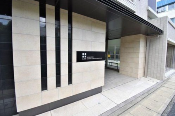 名古屋市昭和区川名山町、中古マンションのエントランス画像です