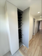 名古屋市昭和区八事富士見、中古マンションの玄関画像です