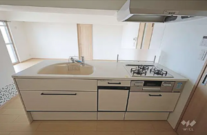 名古屋市昭和区滝子通、中古マンションのキッチン画像です