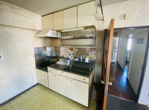 名古屋市昭和区広路通、中古マンションのキッチン画像です