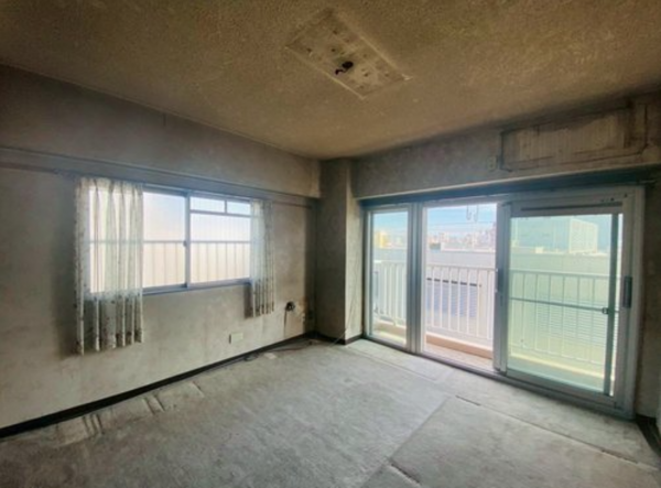 名古屋市昭和区広路通、中古マンションの居間画像です