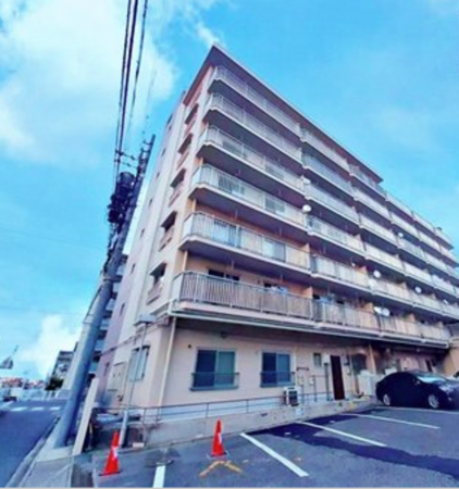 名古屋市昭和区広路通、中古マンションの外観画像です