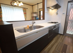 名古屋市昭和区村雲町、中古一戸建てのキッチン画像です