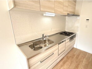 名古屋市昭和区八事富士見、中古マンションのキッチン画像です