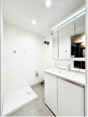 名古屋市昭和区八事富士見、中古マンションの洗面画像です