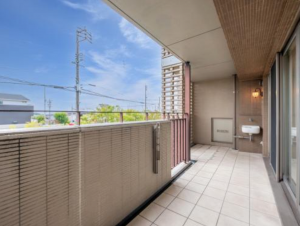 名古屋市昭和区川名山町、中古マンションのバルコニー画像です