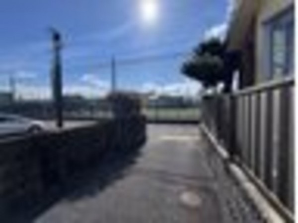 名古屋市昭和区広路本町、土地の前面道路を含む現地写真画像です