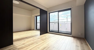 名古屋市昭和区広路通、中古マンションの居間画像です