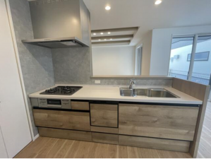 名古屋市昭和区吹上町、新築一戸建てのキッチン画像です